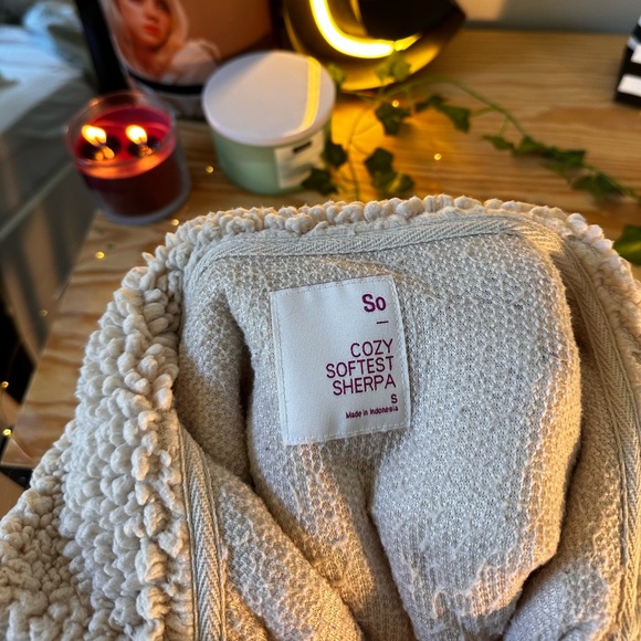 sherpa zip up sweater - Picture 2 of 5